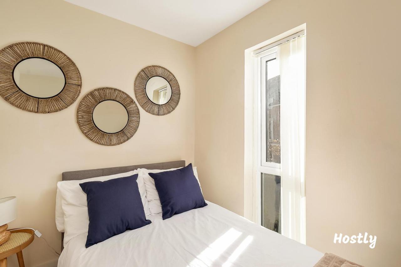 Puffin Way - Comfortable, Spacious House With Parking Reading Kültér fotó